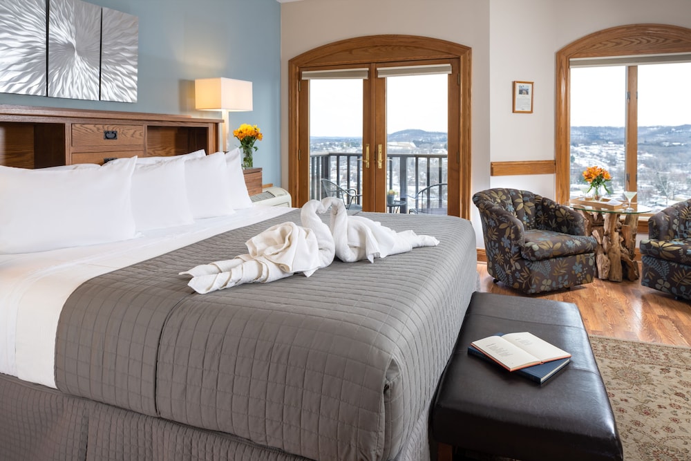 Luxury Guest Suite