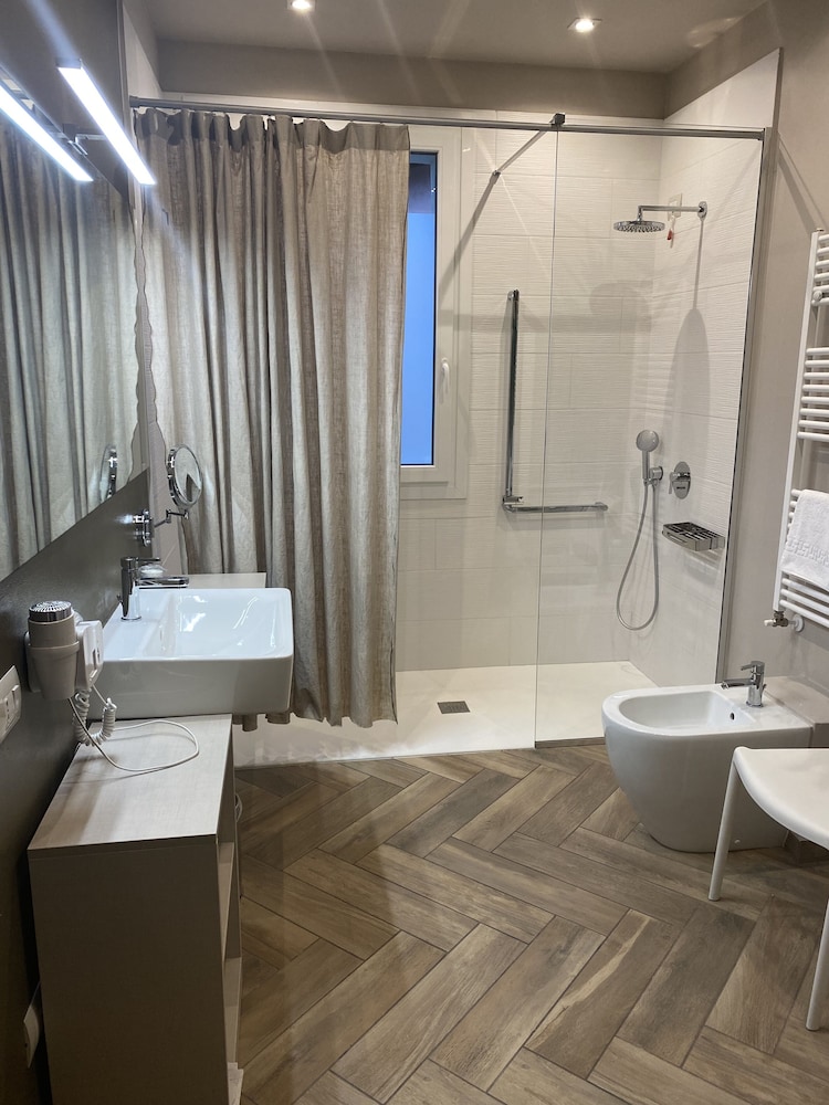 Superior Triple Room, 1 Bedroom, Accessible, Lake View photo 3