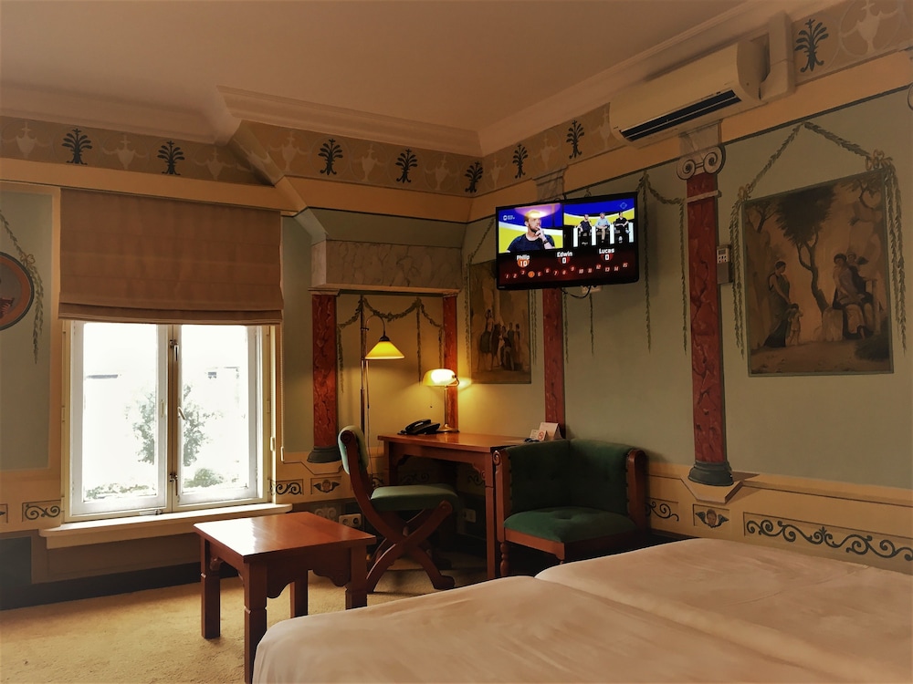 Family Quadruple Room, Multiple Beds, River View