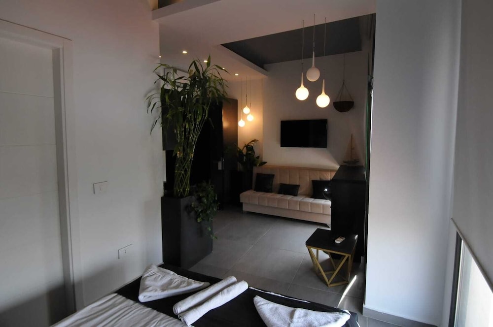 Studio, Sea View (Room No 3) photo 3