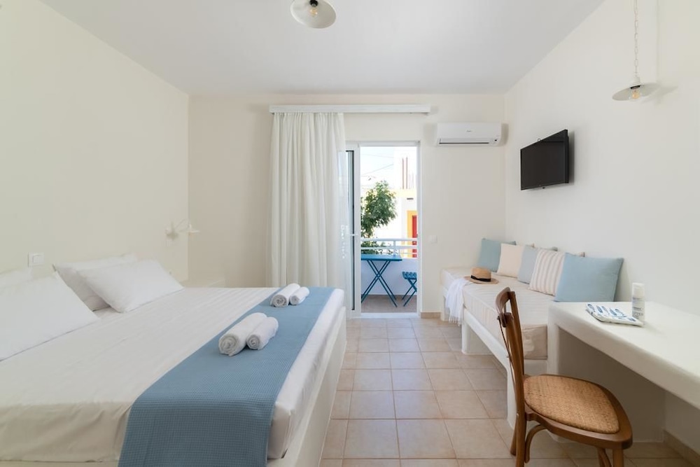 Akti Luxury Rooms photo 1