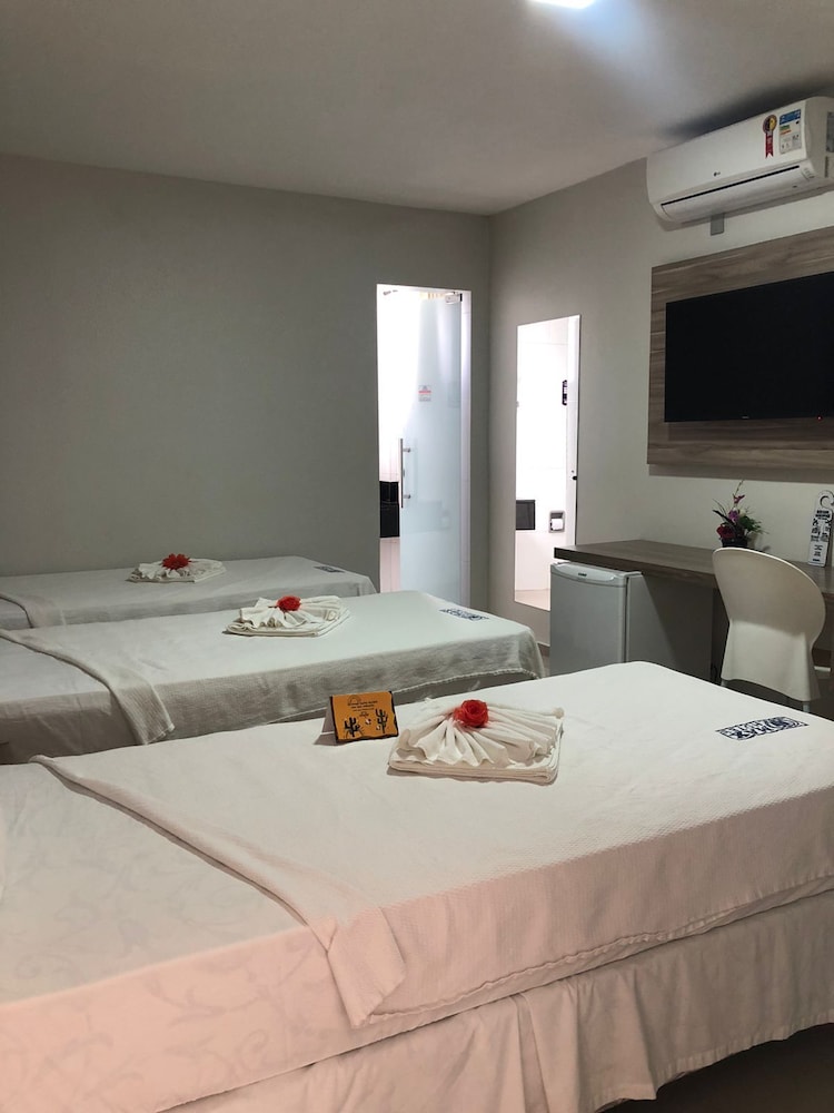Superior Room, Multiple Beds - Photo 2