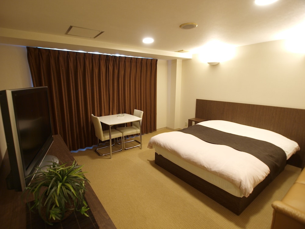 Regular A Room photo 2