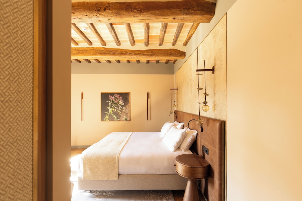 Executive Room - Photo 3