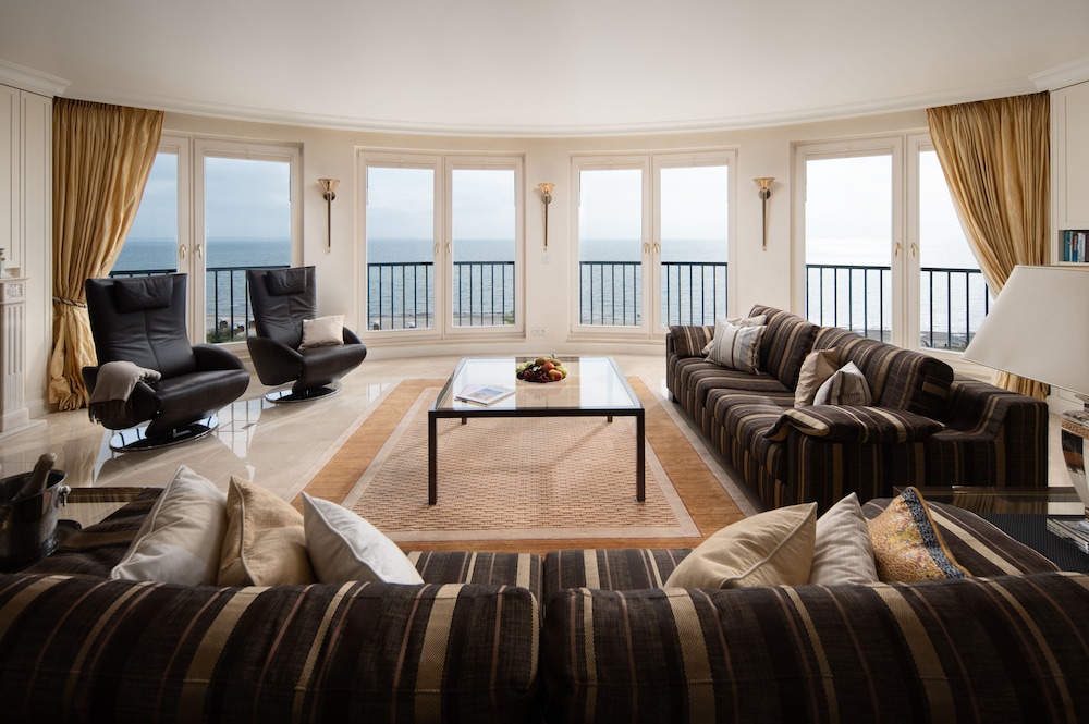 Luxury Penthouse thumbnail 6