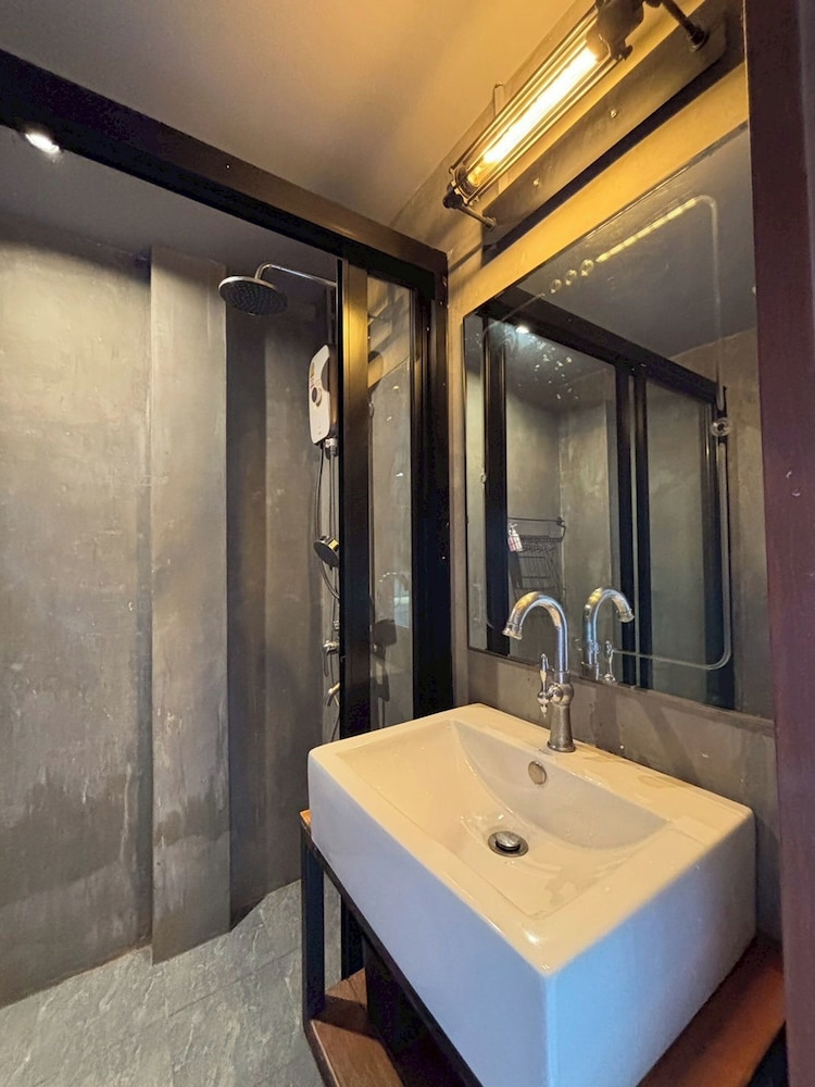 Deluxe Double Room, Balcony photo 2