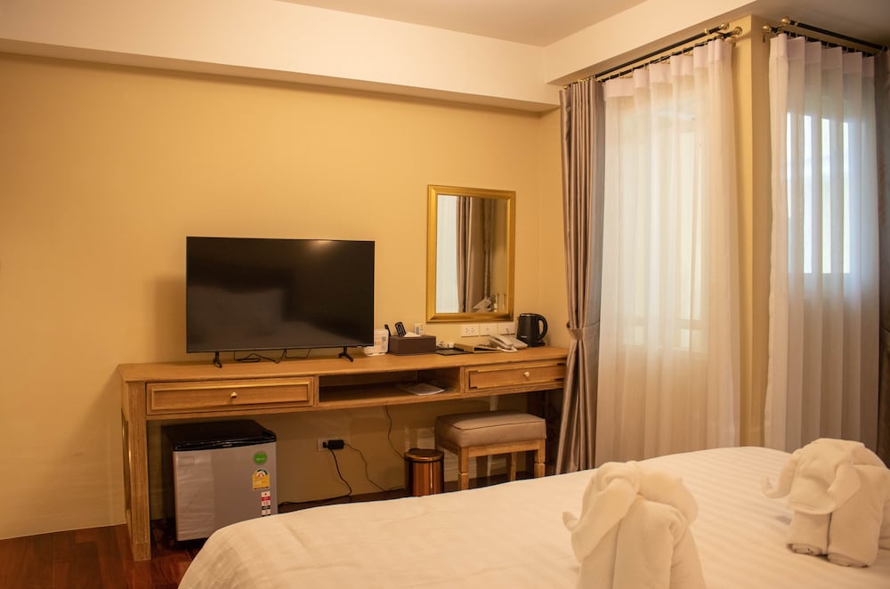 Deluxe Double Room photo 2