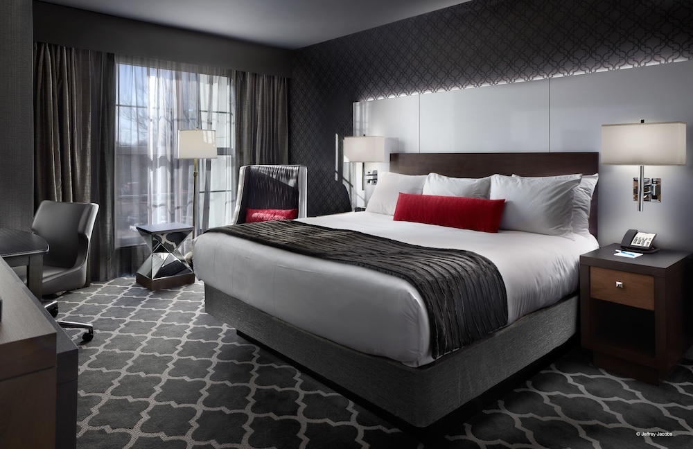 Deluxe King Room photo 3