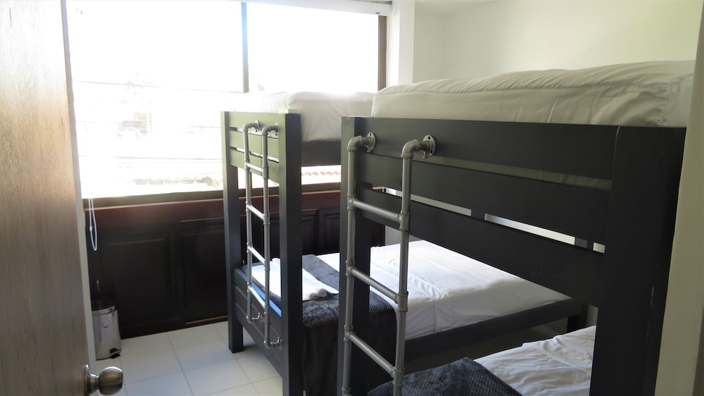 Standard Shared Dormitory, Mixed Dorm (4 beds / 4 camas) photo 2