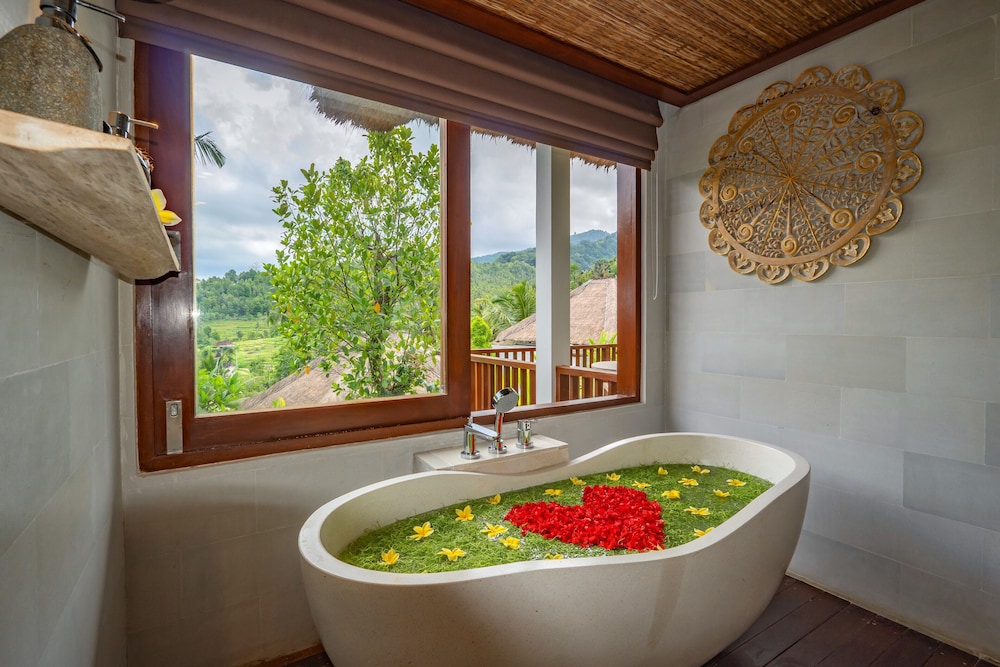 Villa, 1 Bedroom, Pool View - Photo 4