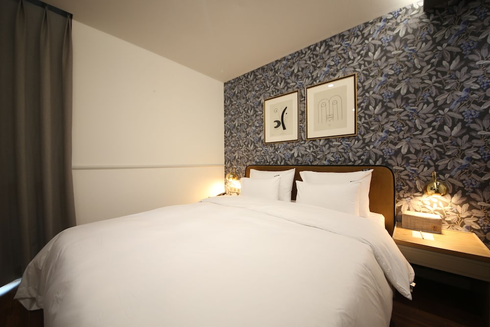 Deluxe Double Room - Photo 5