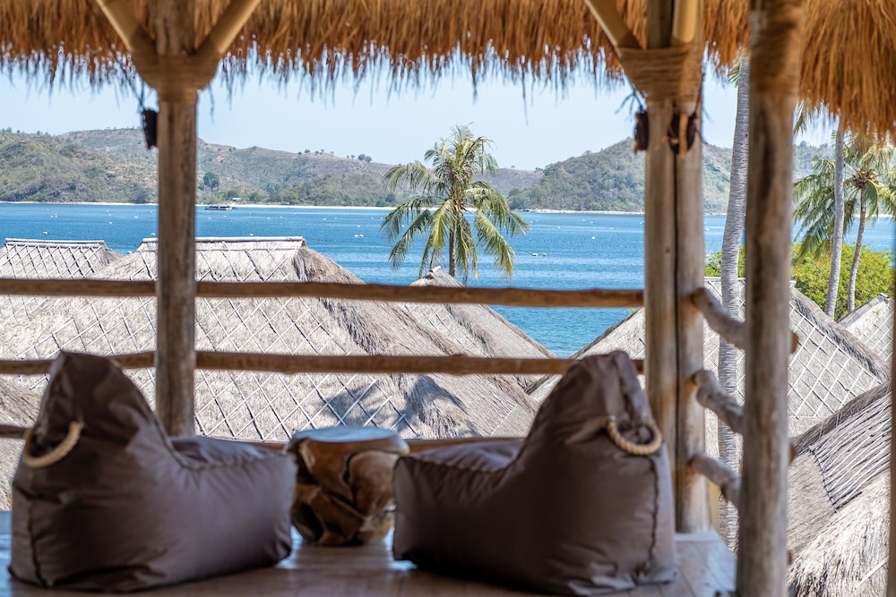 Panoramic Plunge Villa - Photo 3