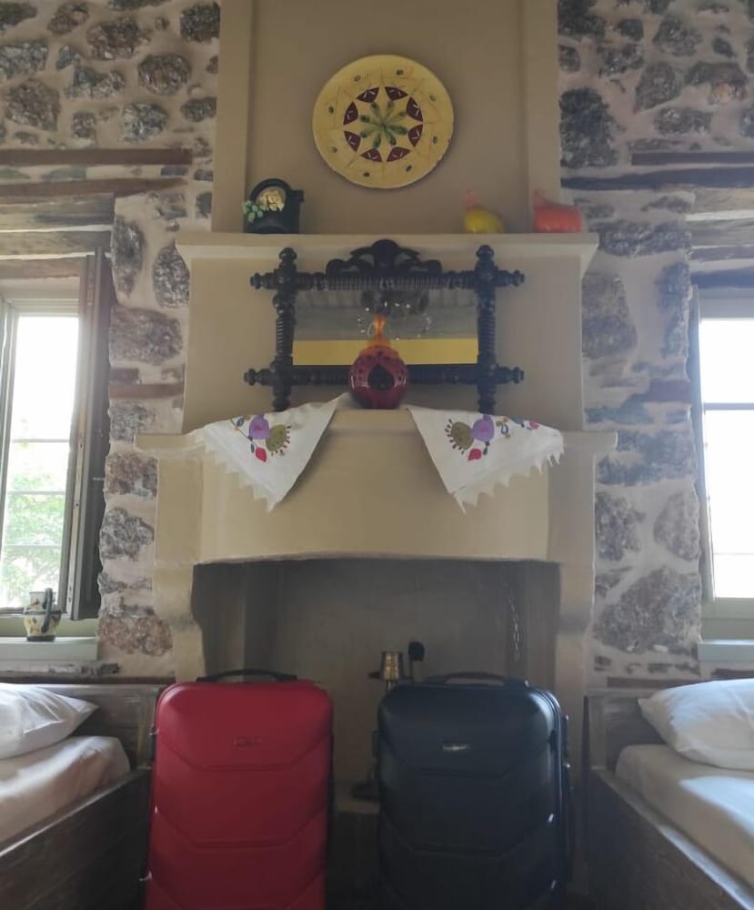 R4 Triple or Quadruple Room