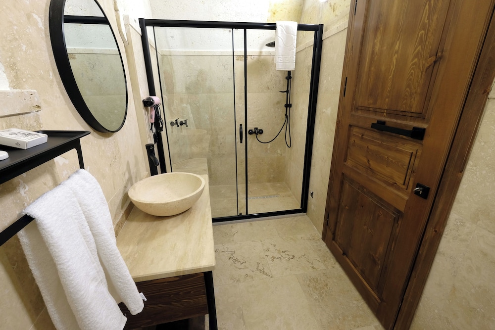 Superior Double Room, City View photo 3