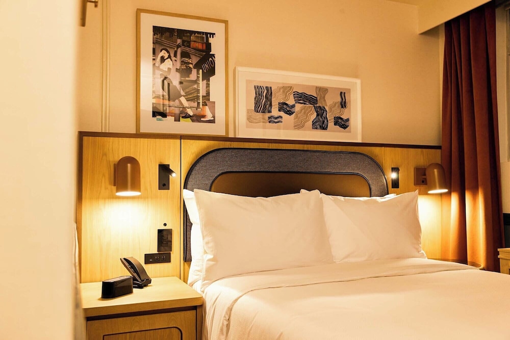 Room, 1 Double Bed (Chic Solo Double) - Photo 7