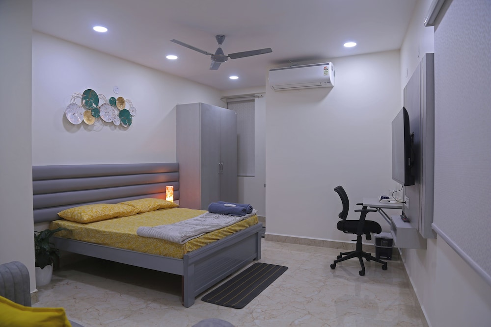 Royal Room