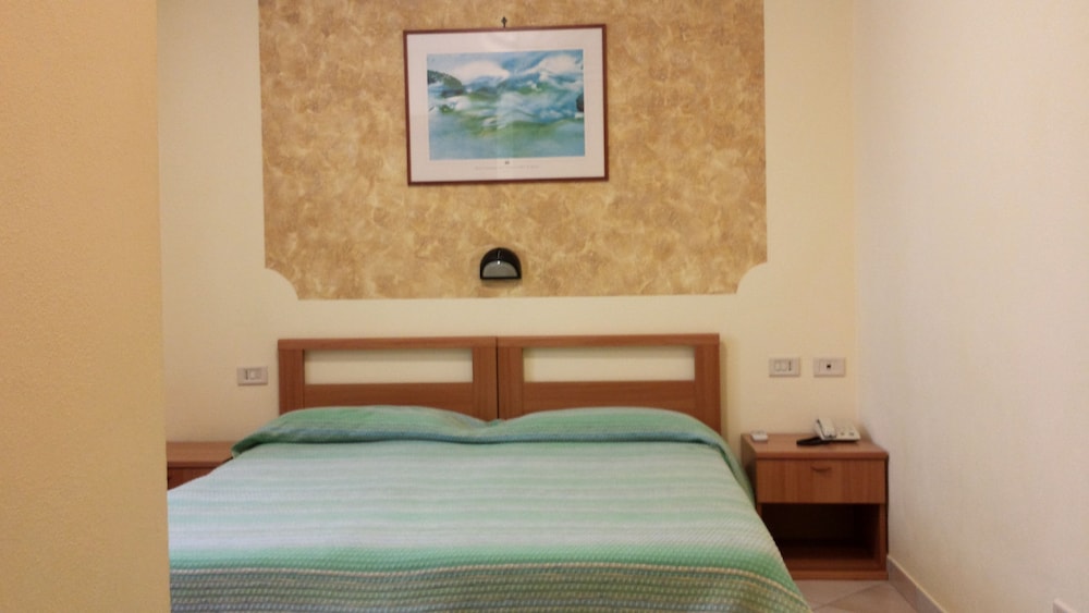 Triple Room, 3 Twin Beds
