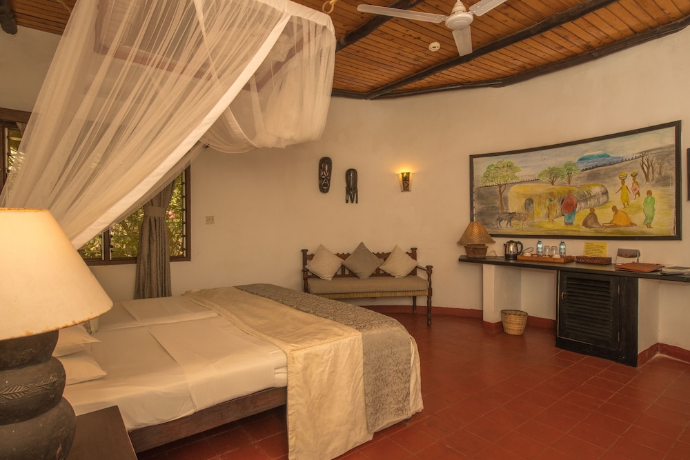 Family Room, Garden View