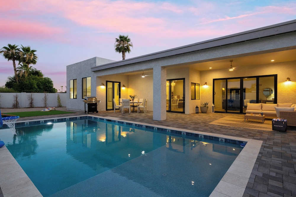 House (4 Bedrooms)