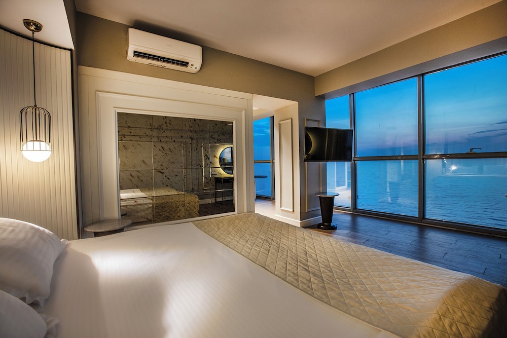 Basic Room, Sea View