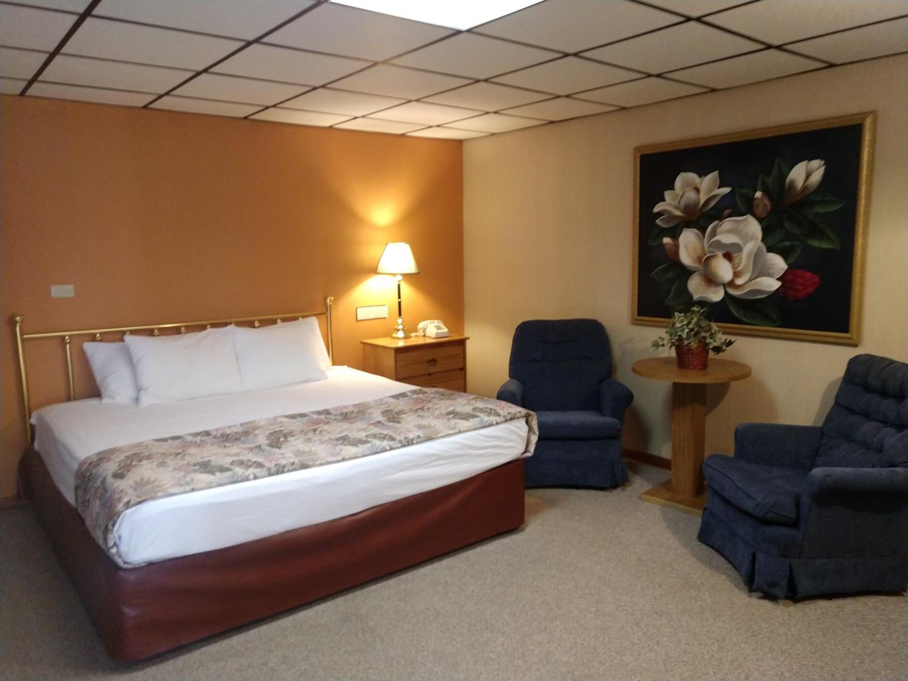 King Room - Non-Smoking photo 3