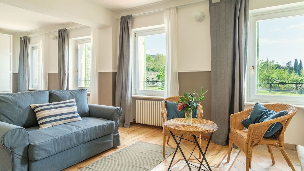 Comfort Double Room, Courtyard View, Tower photo 2