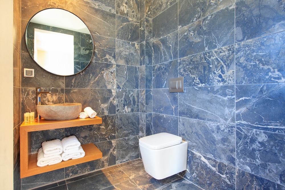 Deluxe Double Room, Sea View - Photo 6