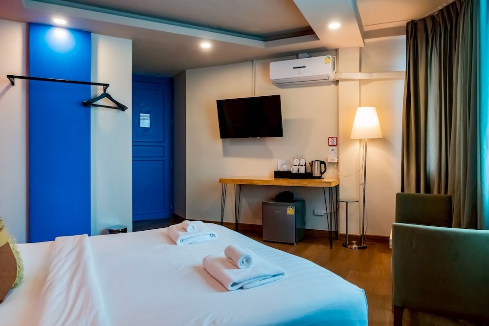 Deluxe Double Room, Corner photo 2