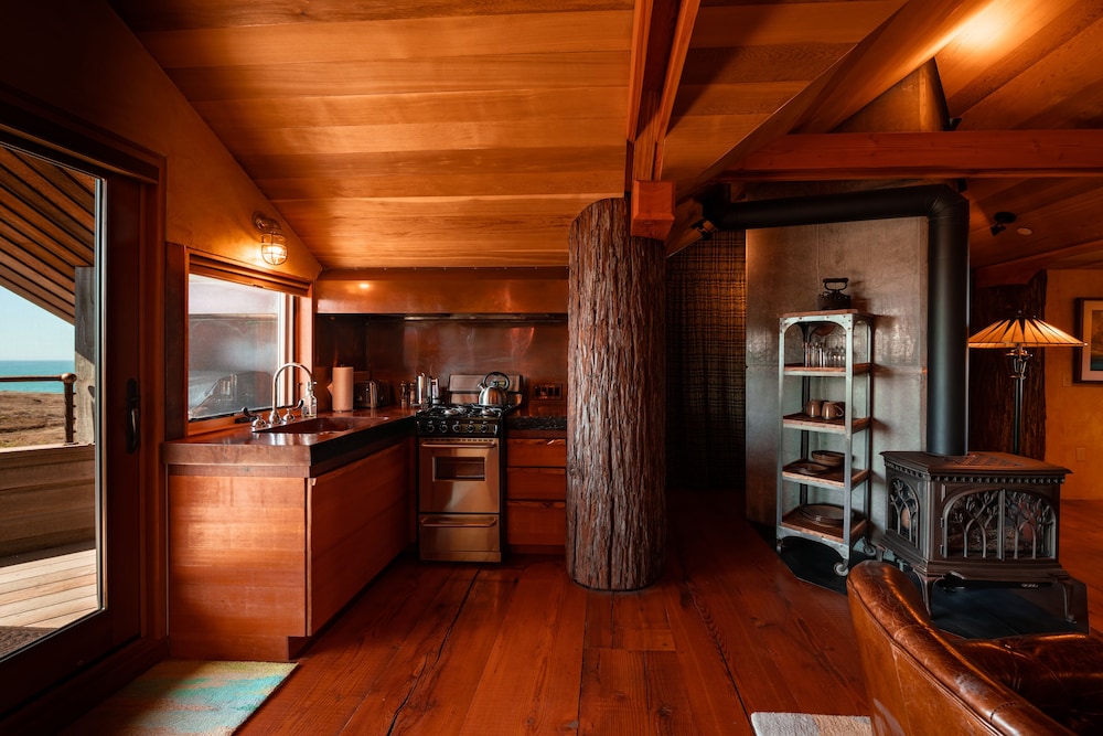 Bird House Suite photo 3