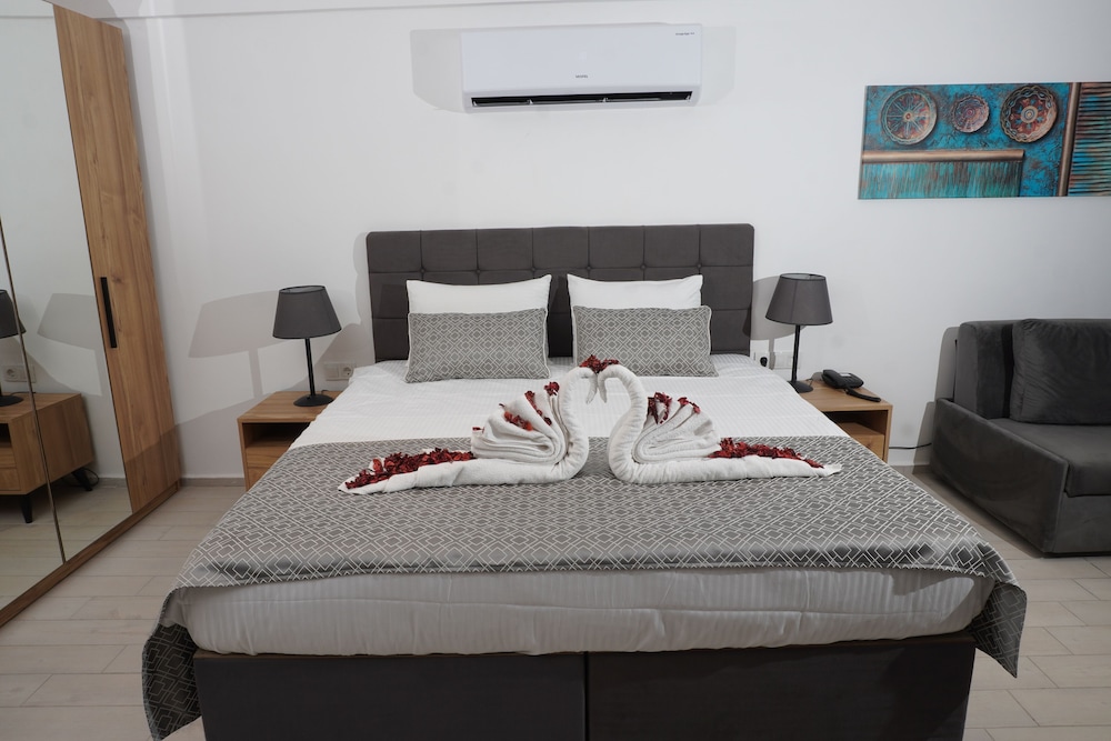 Standard Double Room, Sea View - Photo 2