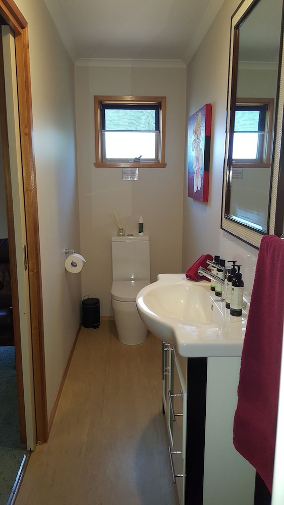 Comfort Double Room, 1 King Bed, Ensuite photo 2