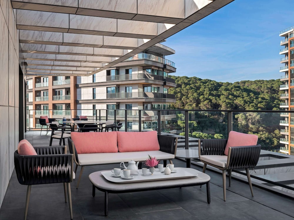 Deluxe Suite, 2 Bedrooms, Terrace