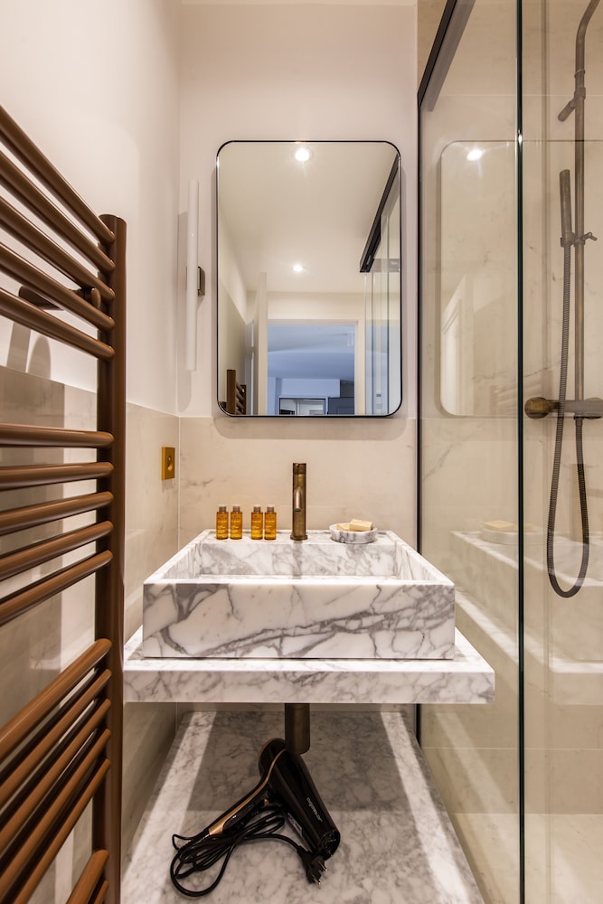 Family Apartment, 2 Bedrooms, Balcony, City View