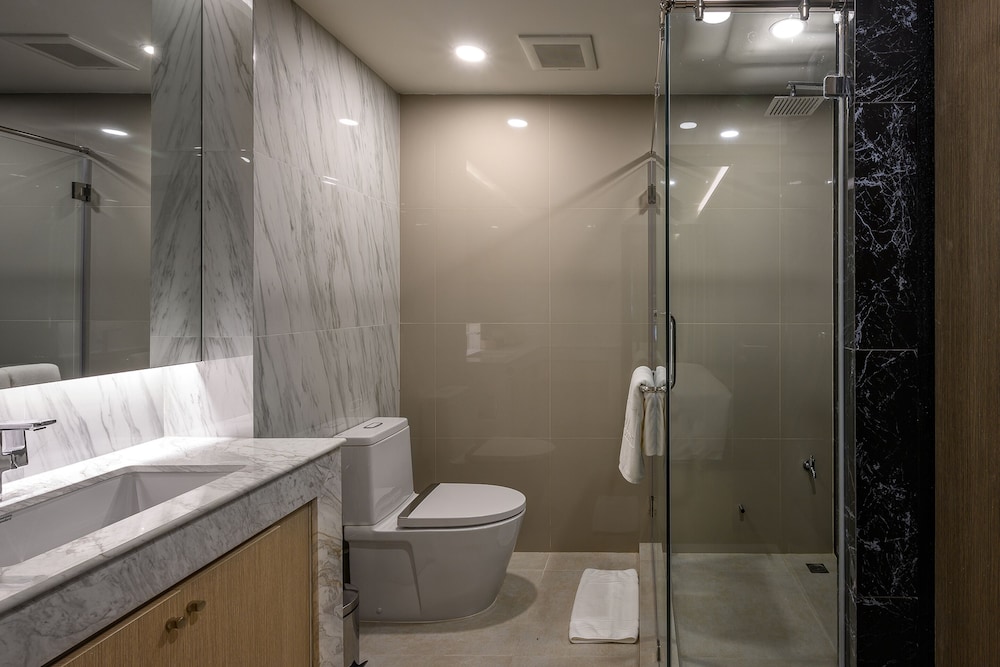 Family Suite, 2 Bedrooms - Photo 22