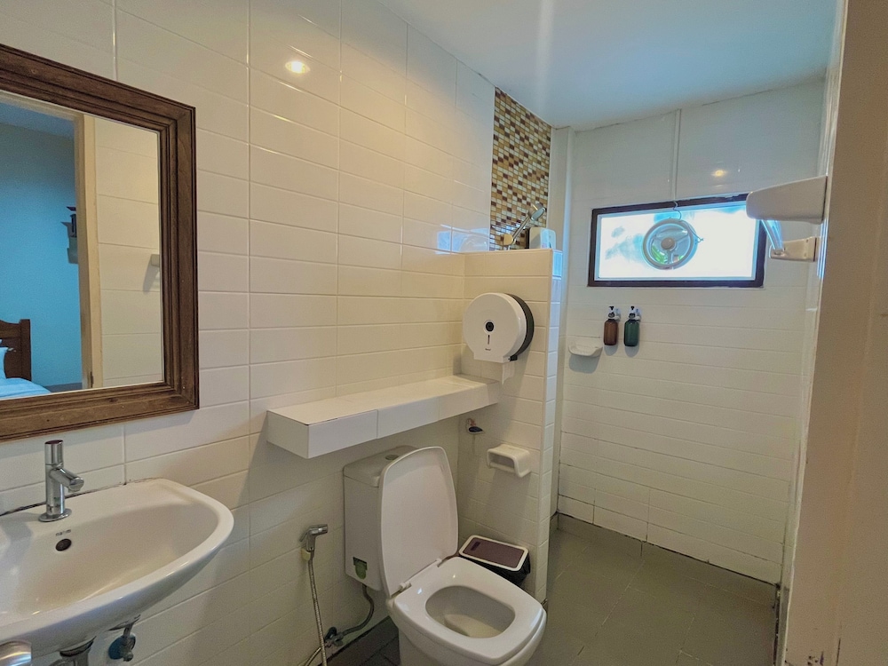 Deluxe Triple Room - Photo 3