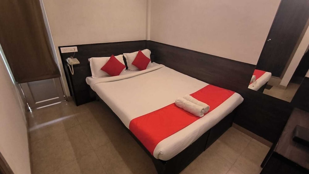 Standard Double Room - Photo 2