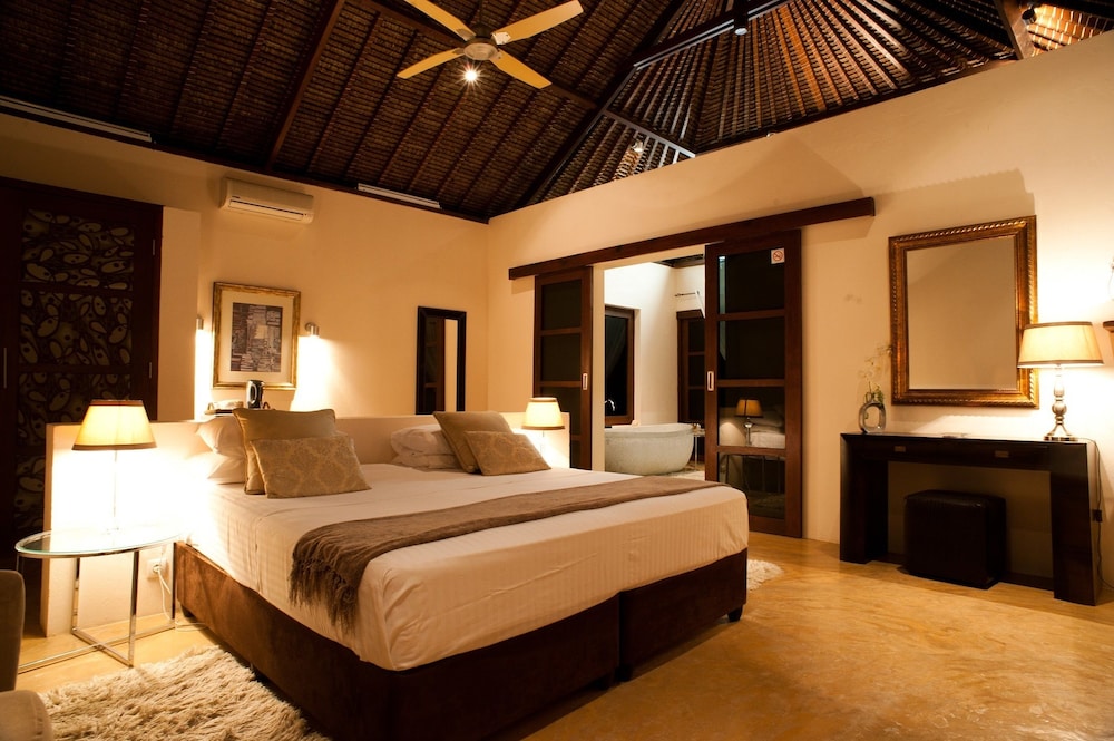 Double Room, 1 King Bed, Non Smoking photo 1