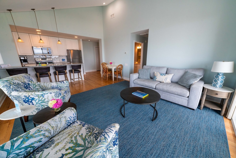 Two Bedroom / 2 Bath Town View Suite photo 2