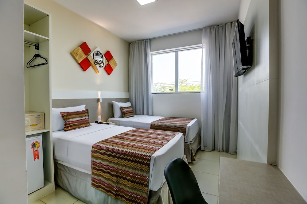 Superior Twin Room, Non Smoking - Photo 2