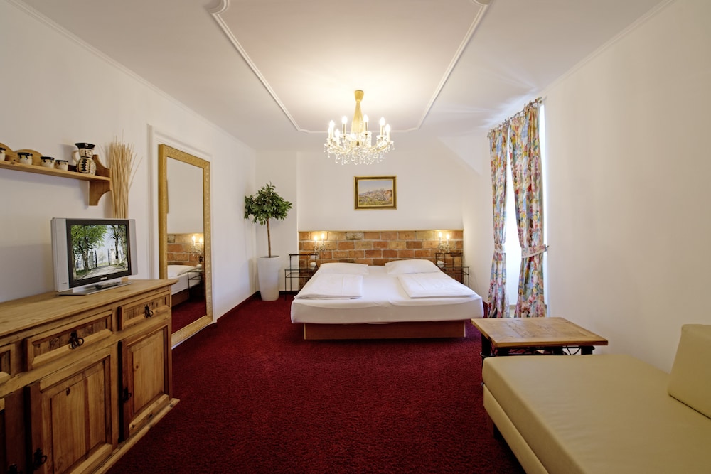 Suite photo 1