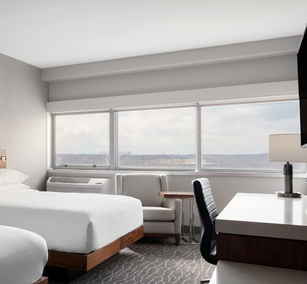 Room, 2 Queen Beds - Photo 3