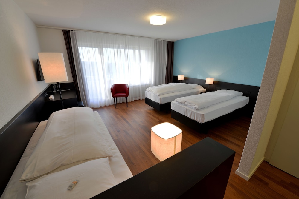 Family Triple Room, Balcony photo 2