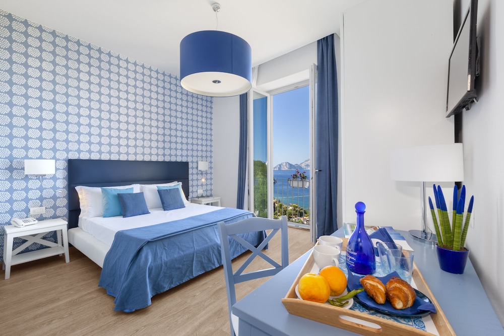 Classic Double Room, Balcony, Sea View