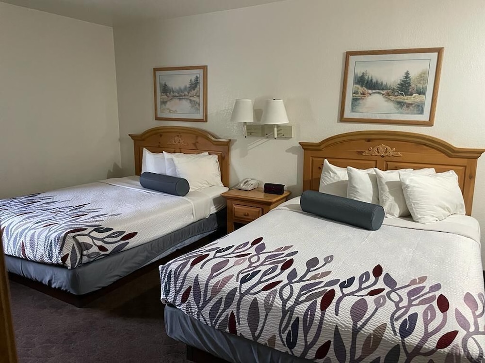 Deluxe Room, 2 Double Beds, Non Smoking photo 2