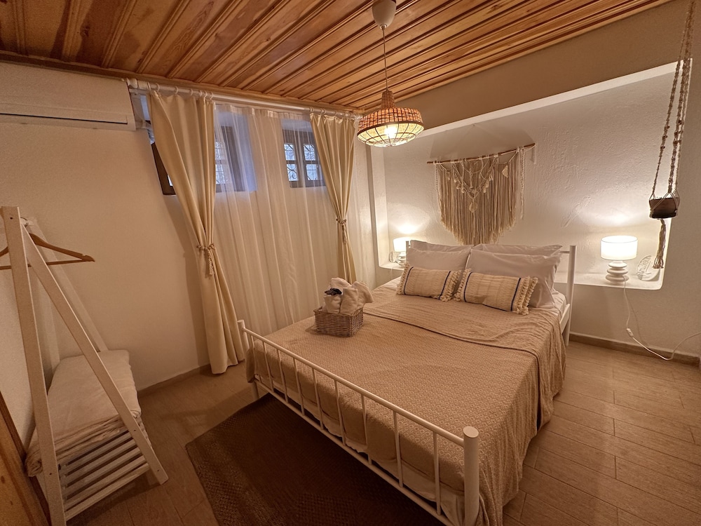 Traditional Room