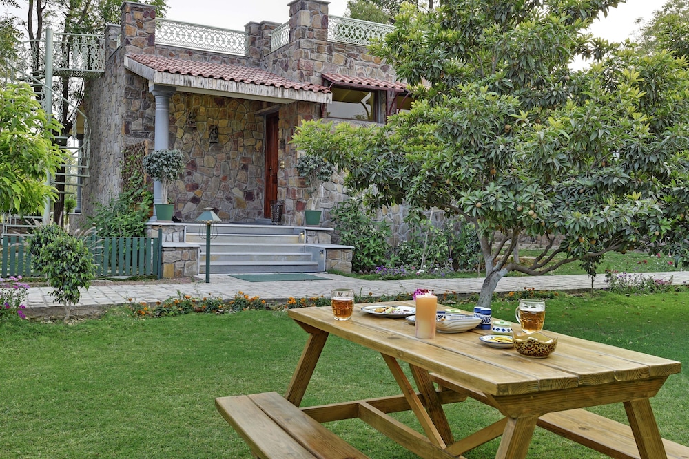 Royal Villa - Photo 15
