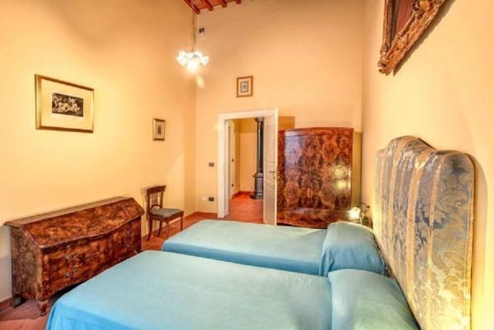 Suite, 2 Double Beds photo 3