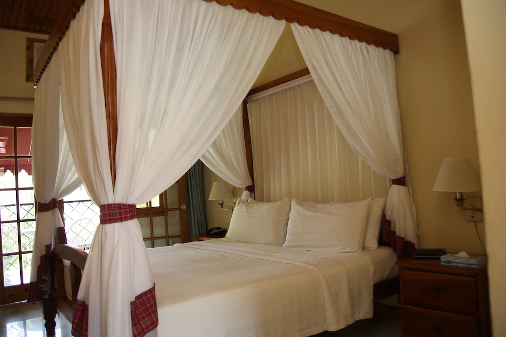Standard Room, 1 Bedroom, Accessible, Garden View