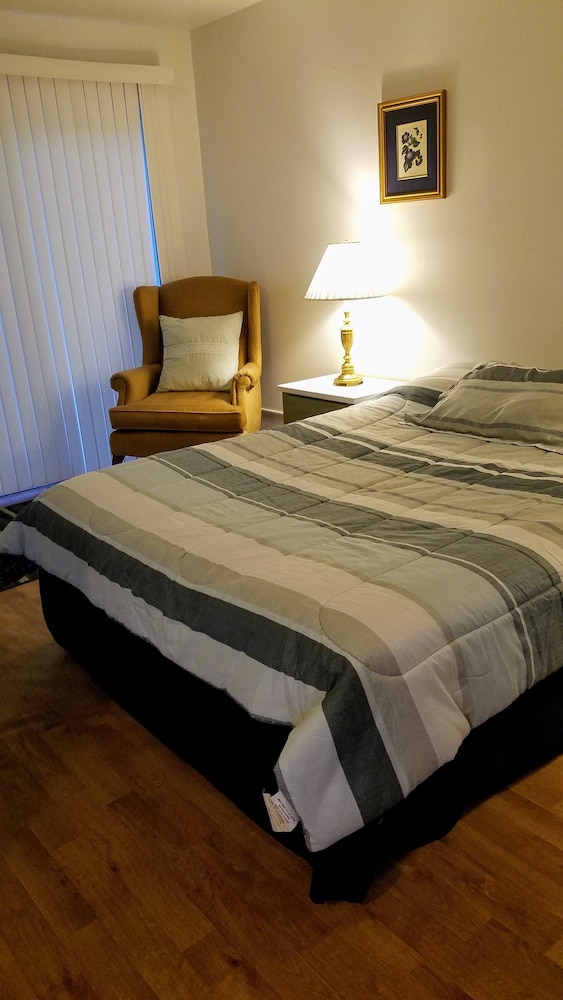 Standard Double Room, 1 Queen Bed, Non Smoking photo 1