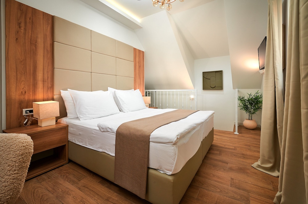 Deluxe Double Room photo 1